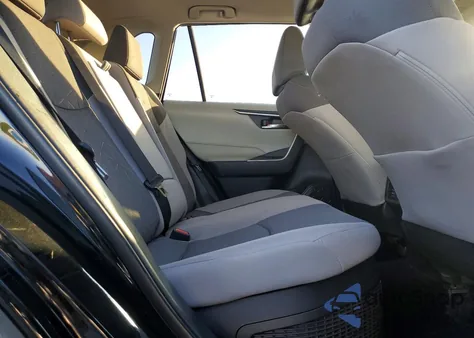 2021 Toyota Rav4 Xle z USA, uszkodzony, nr VIN 2T3R6RFV7MW008966